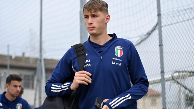 Francesco-Pio-Esposito-7